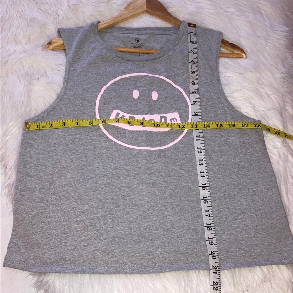 Volcom Muscle Top - Picture 6 of 7